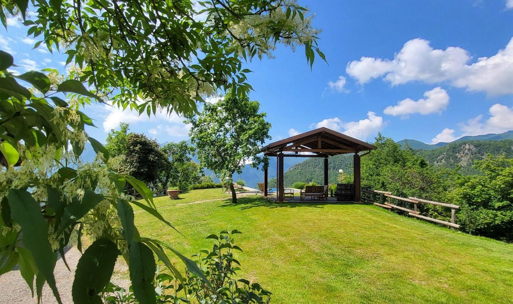 Il Pradicciolo Agriturismo Castelnuovo di Garfagnana Exterior photo